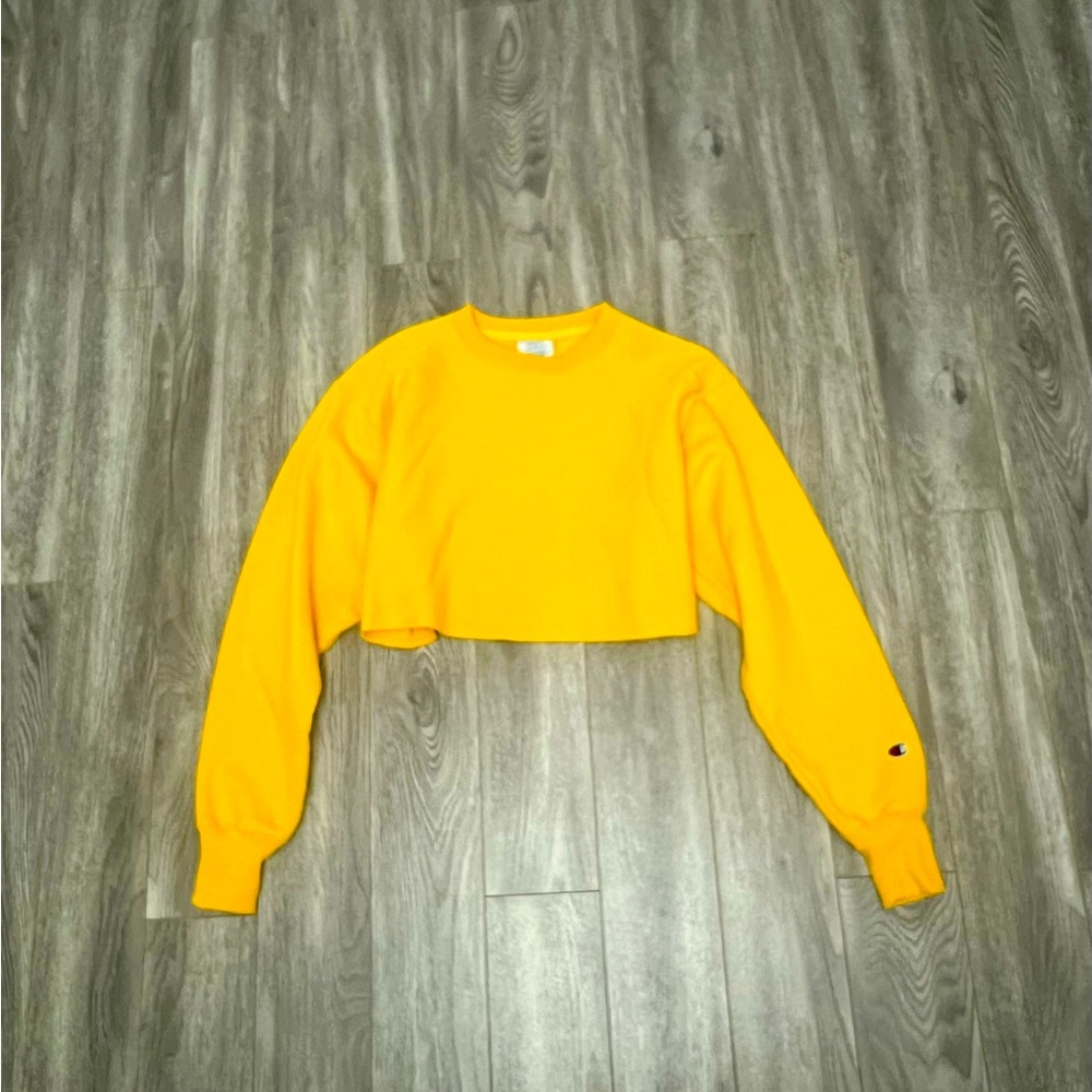 Yellow champion crop sweater women’s size small
